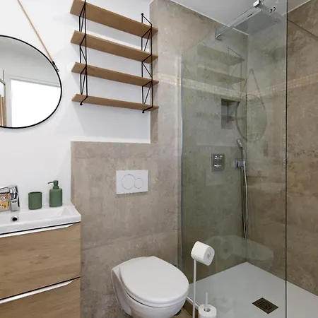 Stylish Renovated Near The Palais Daire
